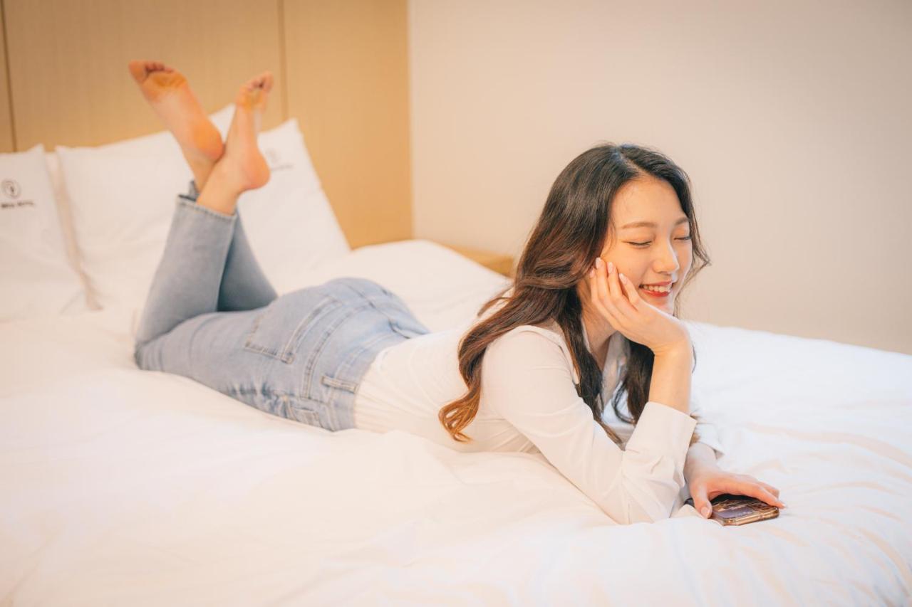 Busan Seomyeon Broa Hotel מראה חיצוני תמונה