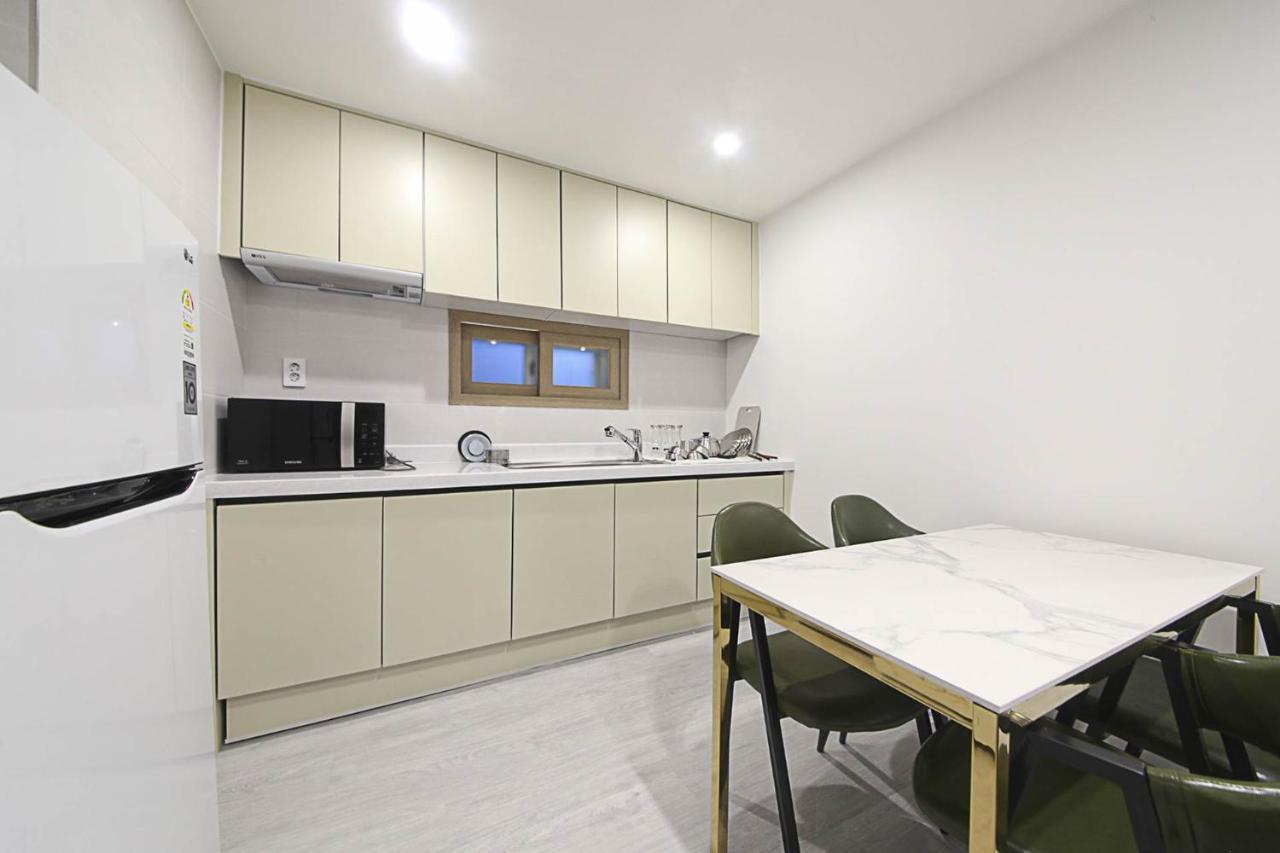 Busan Seomyeon Broa Hotel מראה חיצוני תמונה