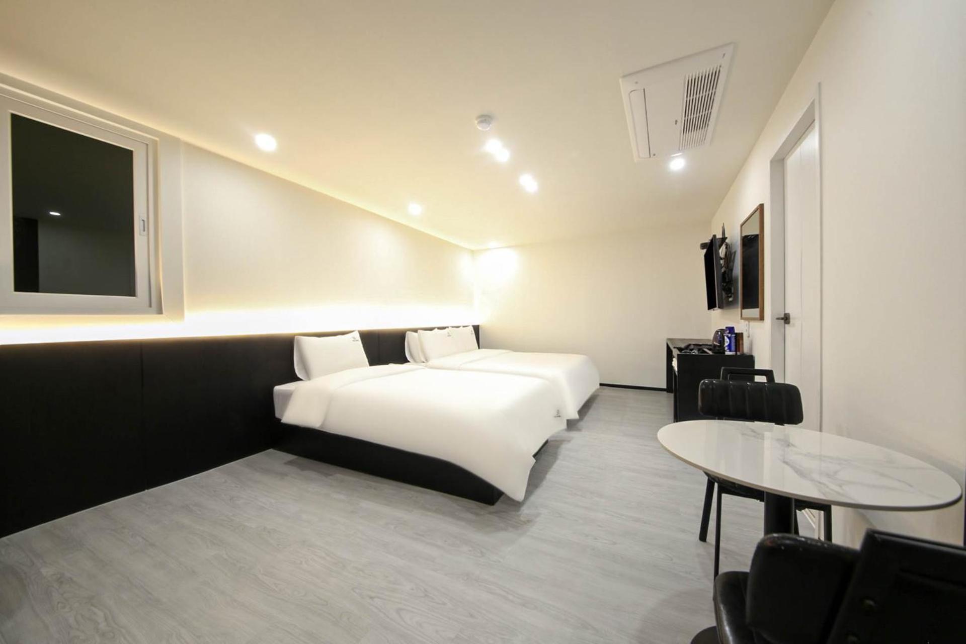 Busan Seomyeon Broa Hotel מראה חיצוני תמונה