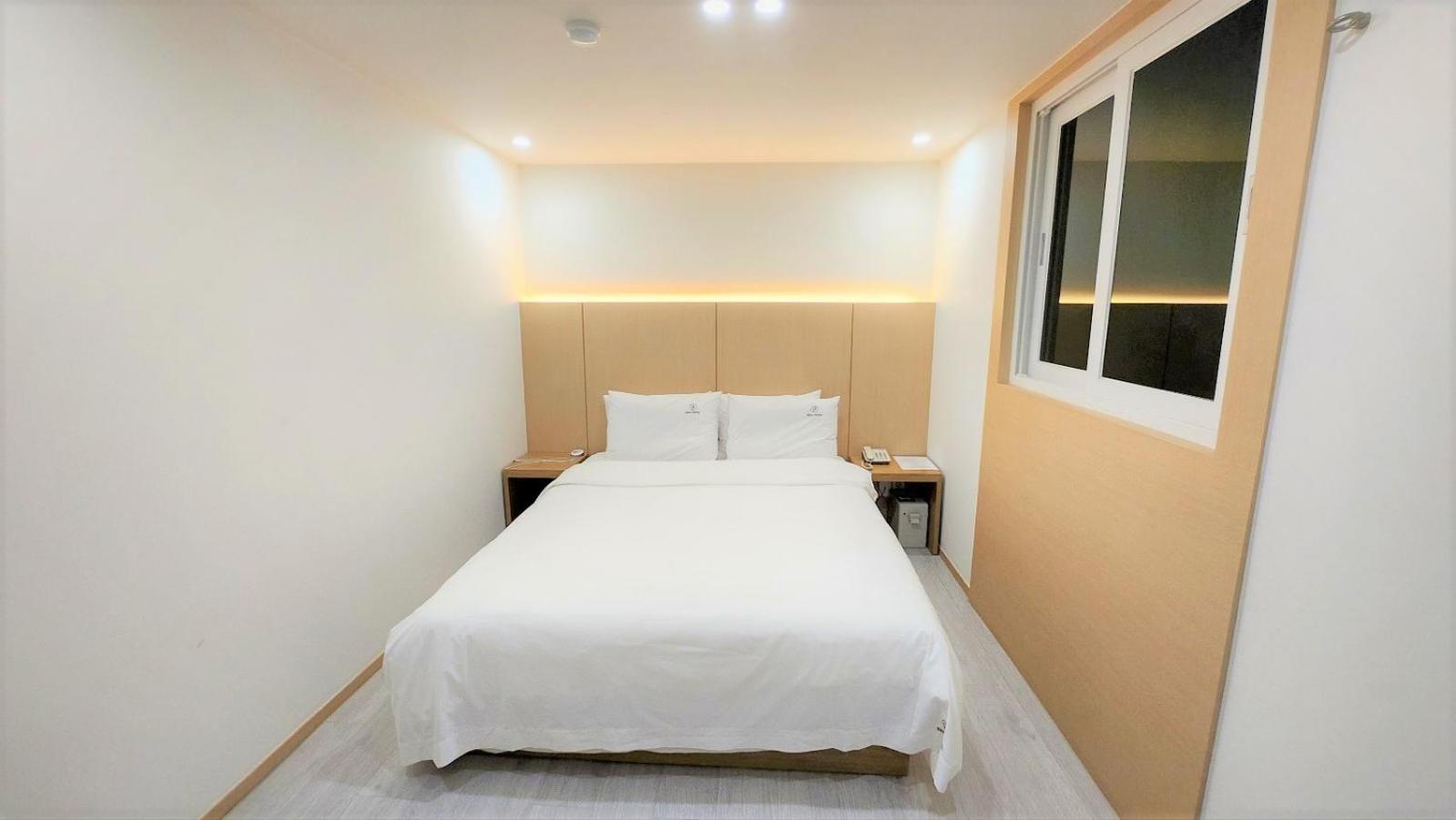 Busan Seomyeon Broa Hotel מראה חיצוני תמונה