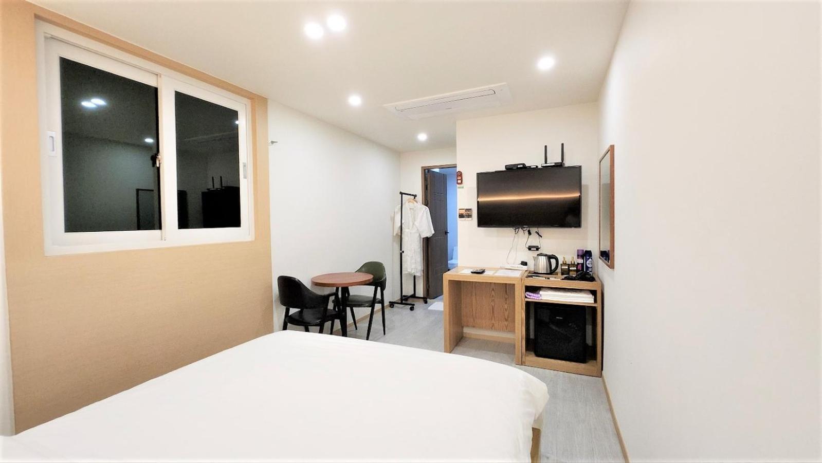 Busan Seomyeon Broa Hotel מראה חיצוני תמונה