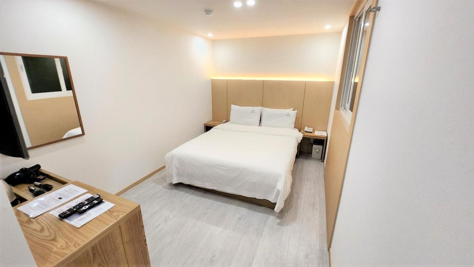 Busan Seomyeon Broa Hotel מראה חיצוני תמונה